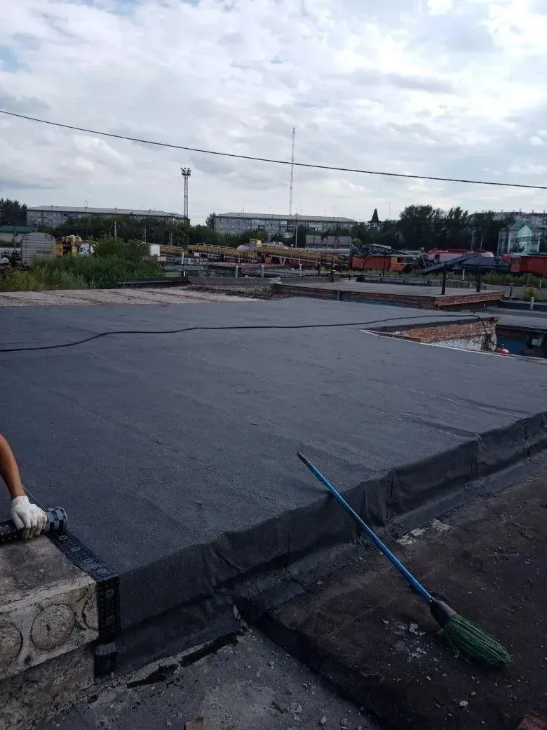 Ремонт наплавляемой кровли гаража в Красноярске — объект №15, бригада Дениса Краснова